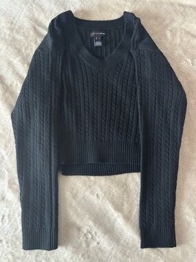 Cropped Black Knitted Sweater